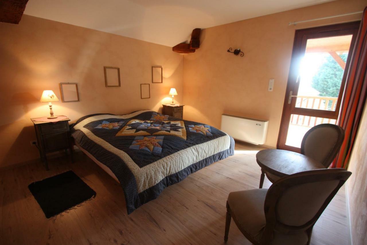 Gite Evidence Bed and Breakfast Varennes-sur-le-Doubs Esterno foto