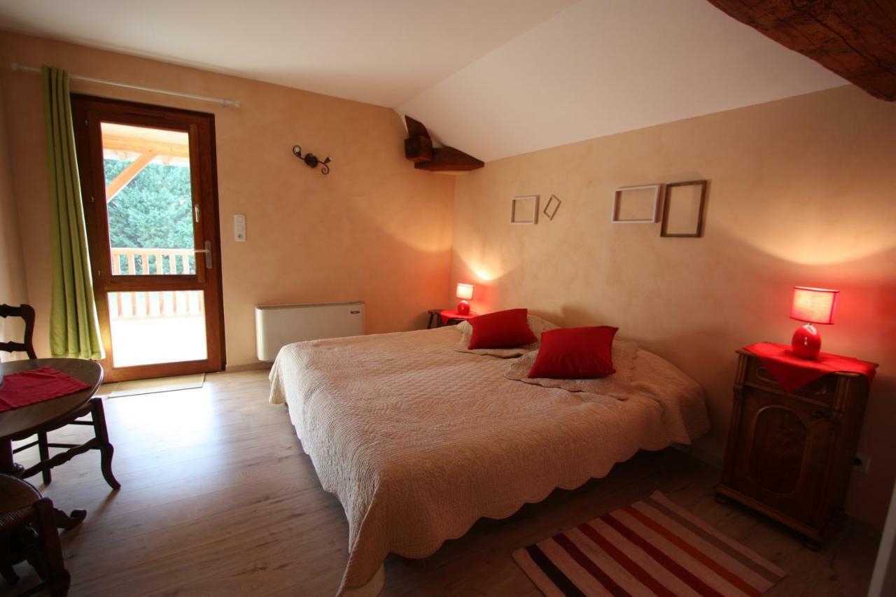 Gite Evidence Bed and Breakfast Varennes-sur-le-Doubs Esterno foto