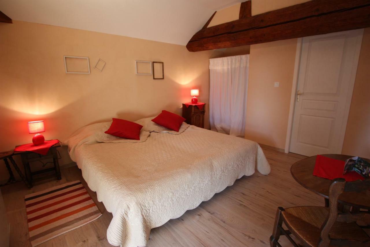 Gite Evidence Bed and Breakfast Varennes-sur-le-Doubs Esterno foto